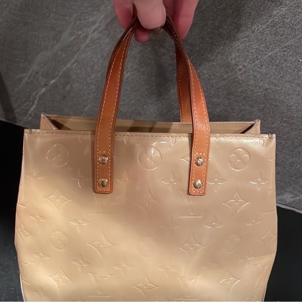 Auth Louis Vuitton Vernis Reade PM Cream Tan Lt Beige Purse Bag Luxury Designer - Picture 8 of 17